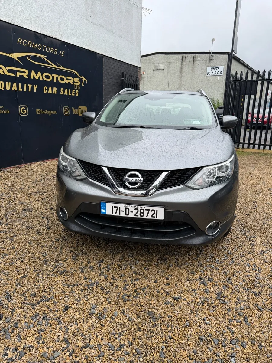 Nissan Qashqai 2017 automatic - Image 2