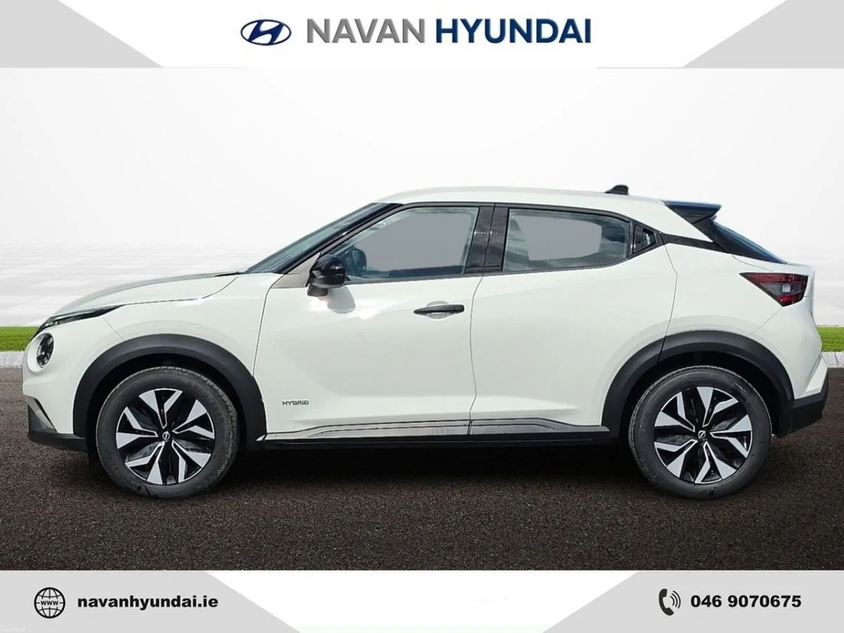 Nissan Juke HYBRID SV *EX DEMO* - Image 4