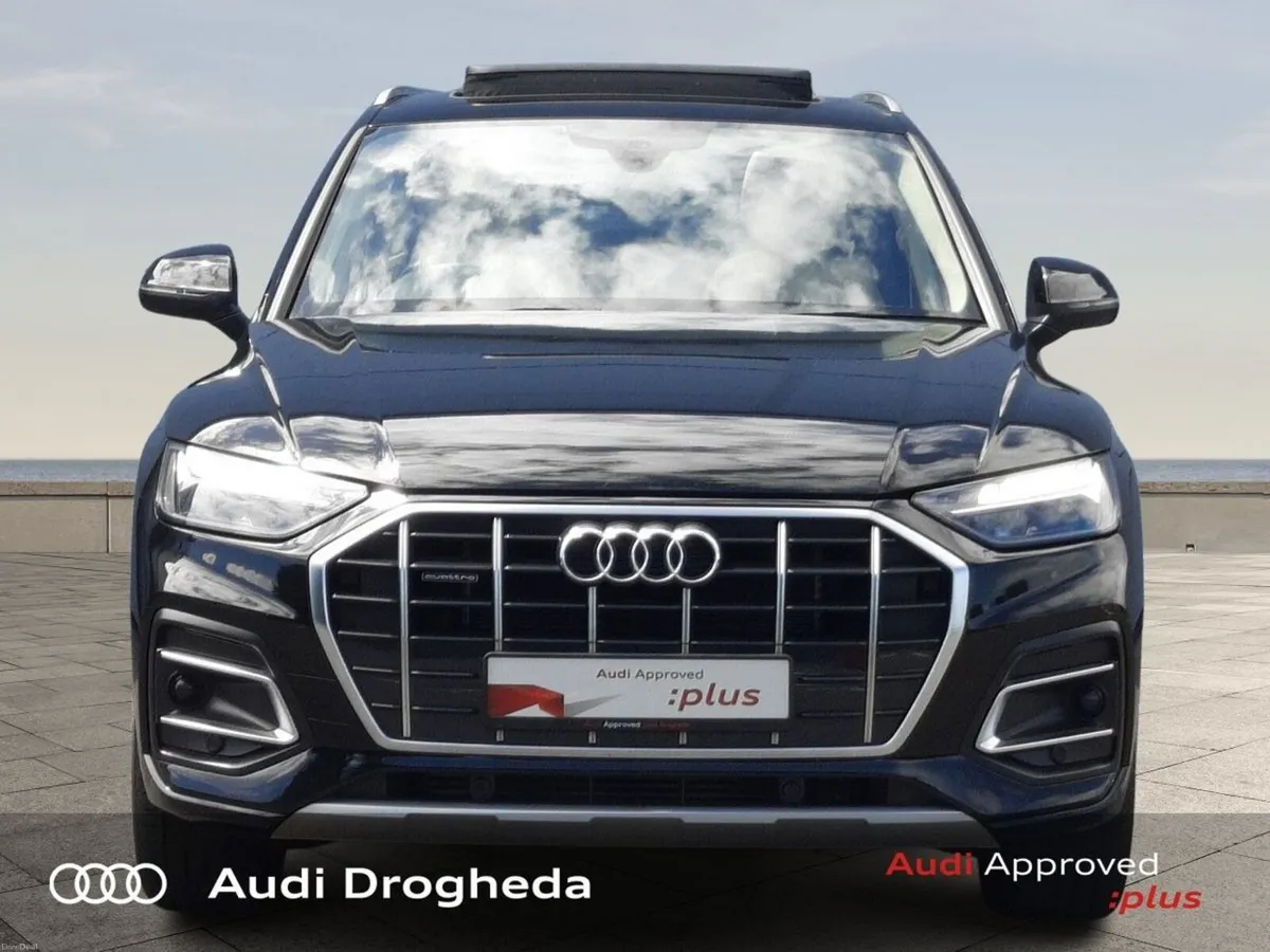 Audi Q5 Q5 50 TFSI e 299HP S tronic q SE - Image 3
