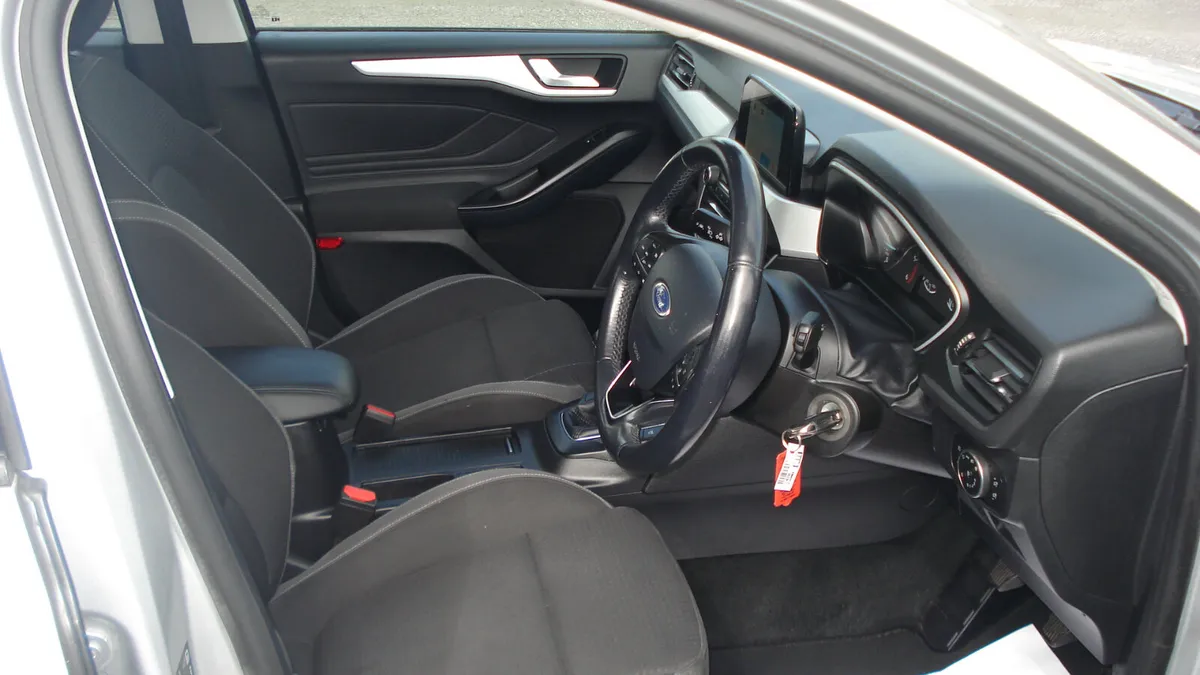 Ford Focus 2019 - Image 3