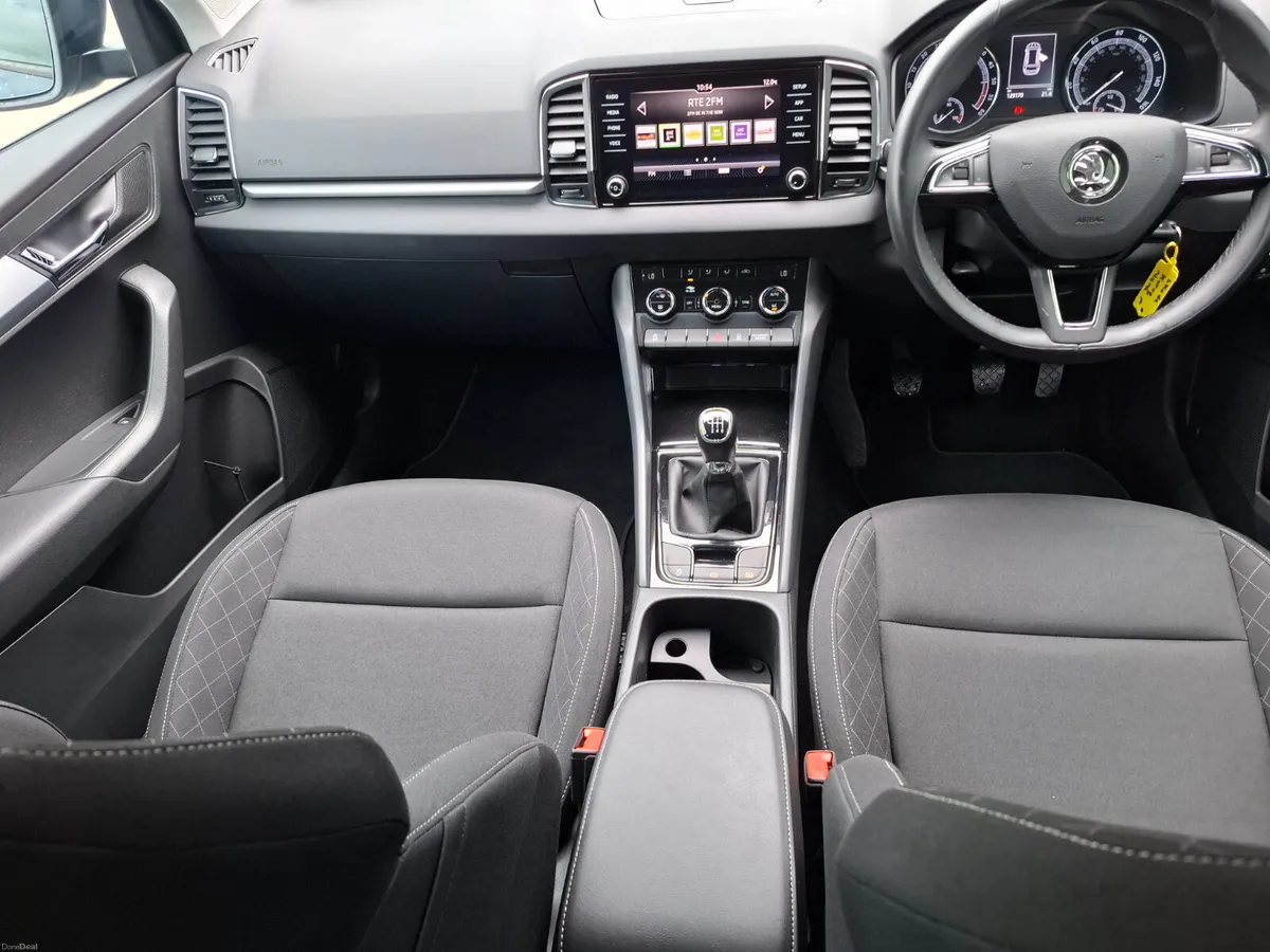 191 SKODA KAROQ 1.6 TDI - Image 6