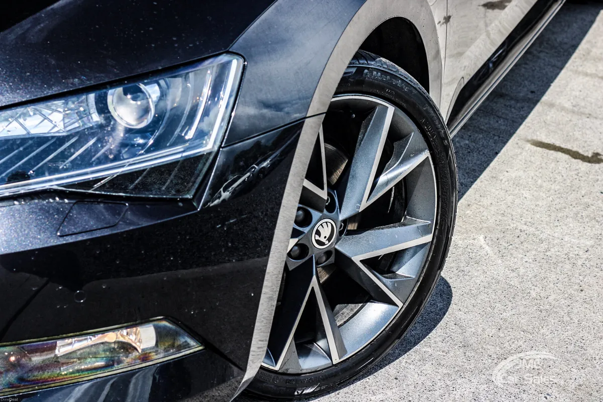 2019 SKODA SUPERB SPORT-LINE - Image 2