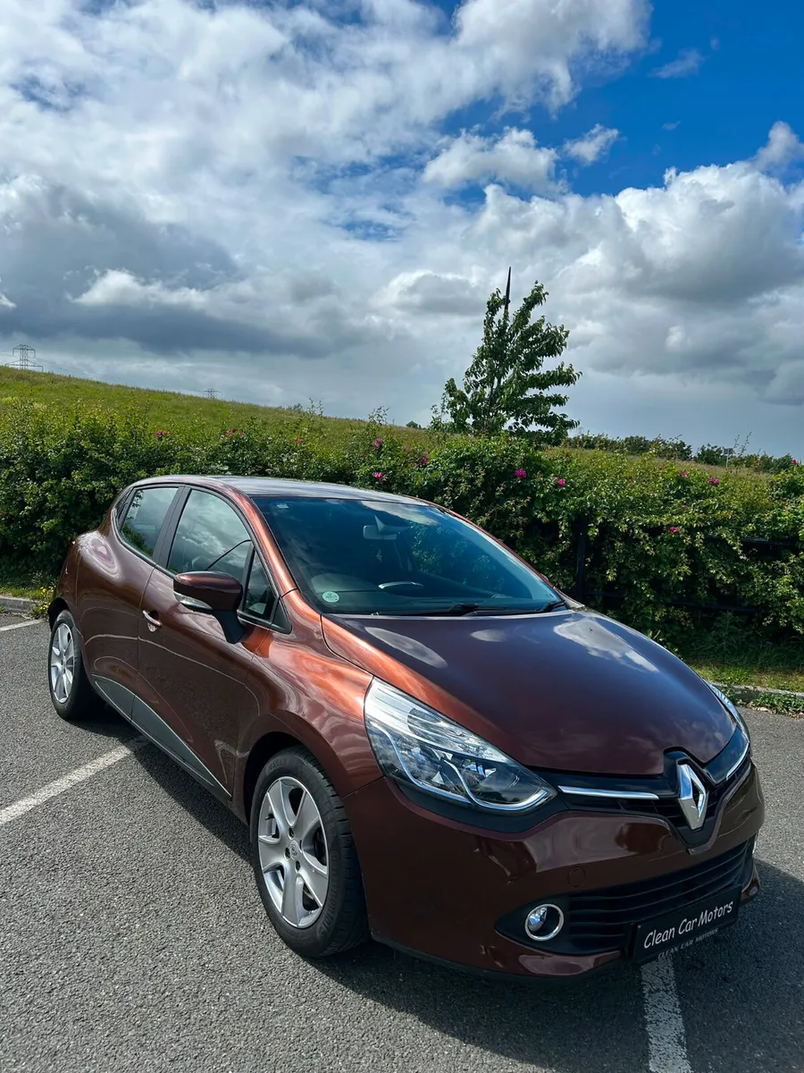RENAULT CLIO 2015 1.2 AUTOMATIC 15,000 KMS - Image 5