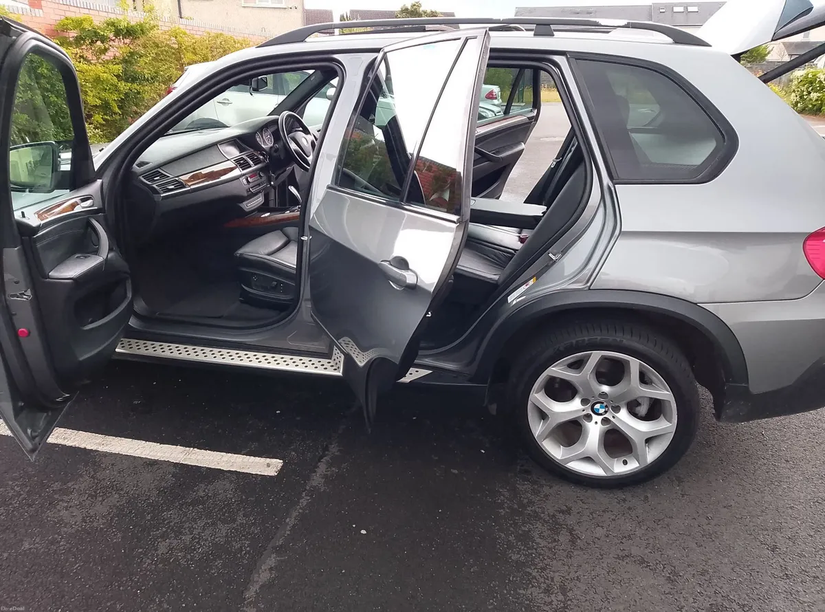 BMW X5 2007 - Image 4