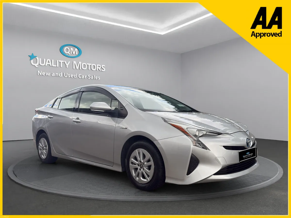 2017 Toyota Prius petrol hybrid (S5) - Image 1