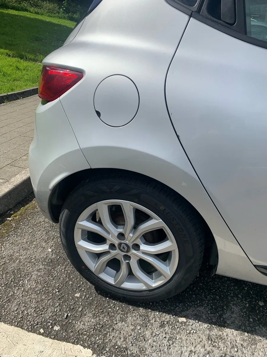 2018 Renault Clio Dynamique Nav 1.2L Petrol - Image 3