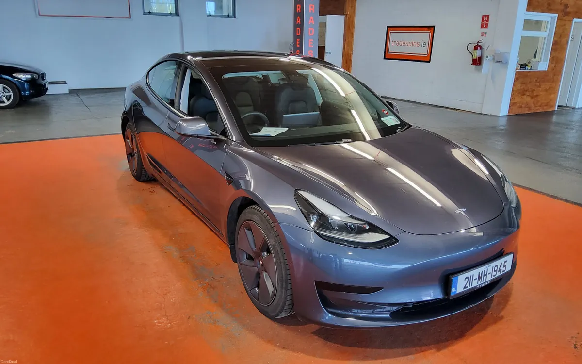 Tesla Model 3 2021 - Image 1
