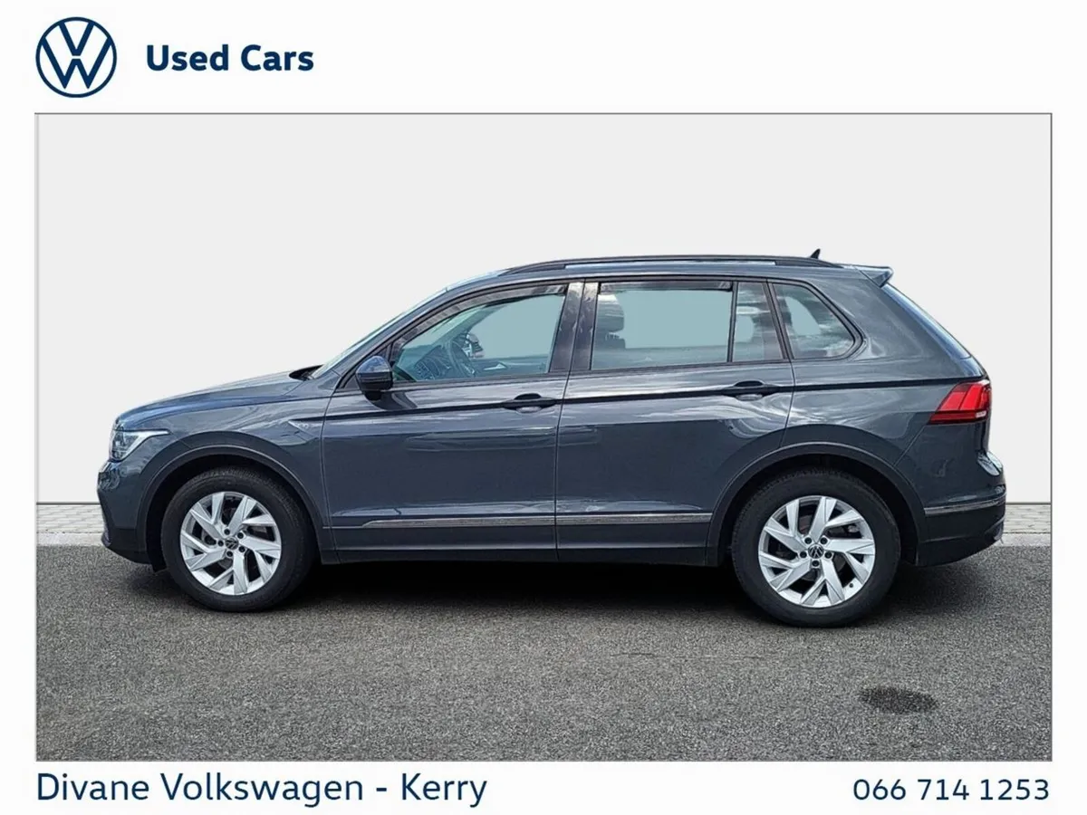 Volkswagen Tiguan SUNROOF LIFE 2.0 TDI 122BHP - Image 6