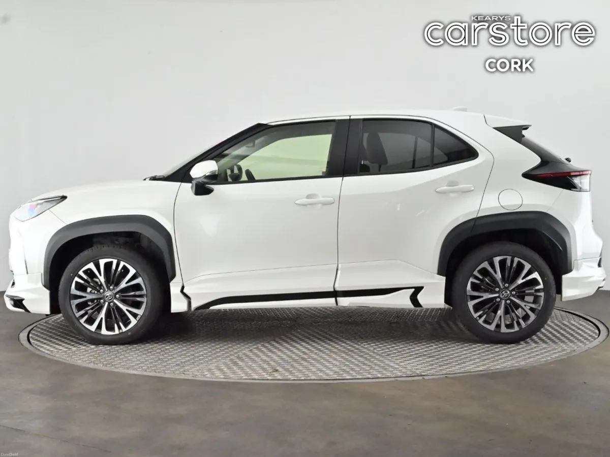 Toyota Yaris Cross 1.5 Hybrid CVT - Image 6