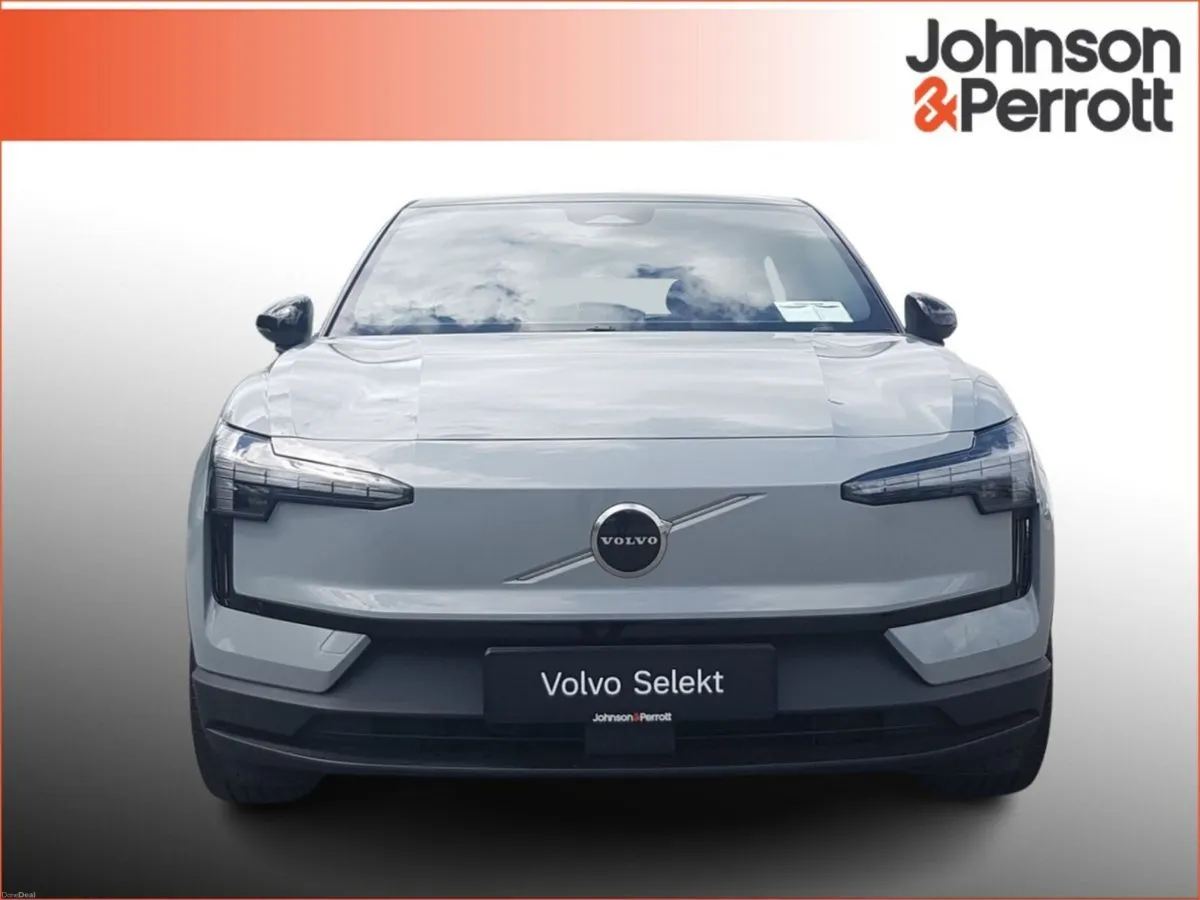 Volvo EX30 272bhp 69 kWh Extended Range Plus (Volv - Image 4