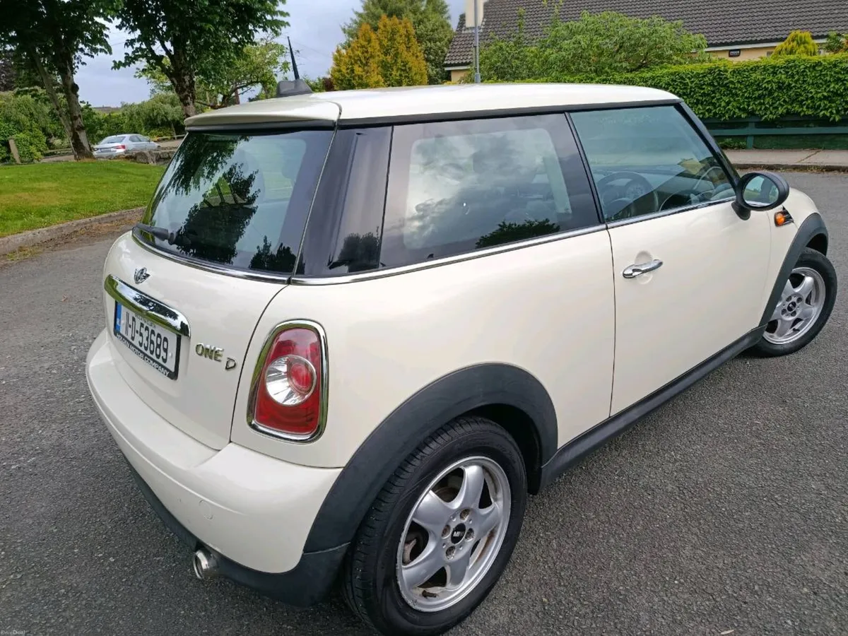 2011 MINI ONE TDI NCT 1/27 TAX 9/26 SPOTLESS - Image 4