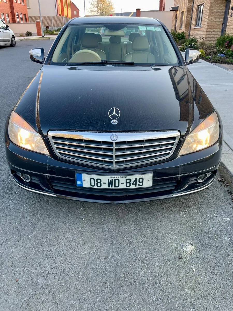 Mercedes Benz C180 - Image 2