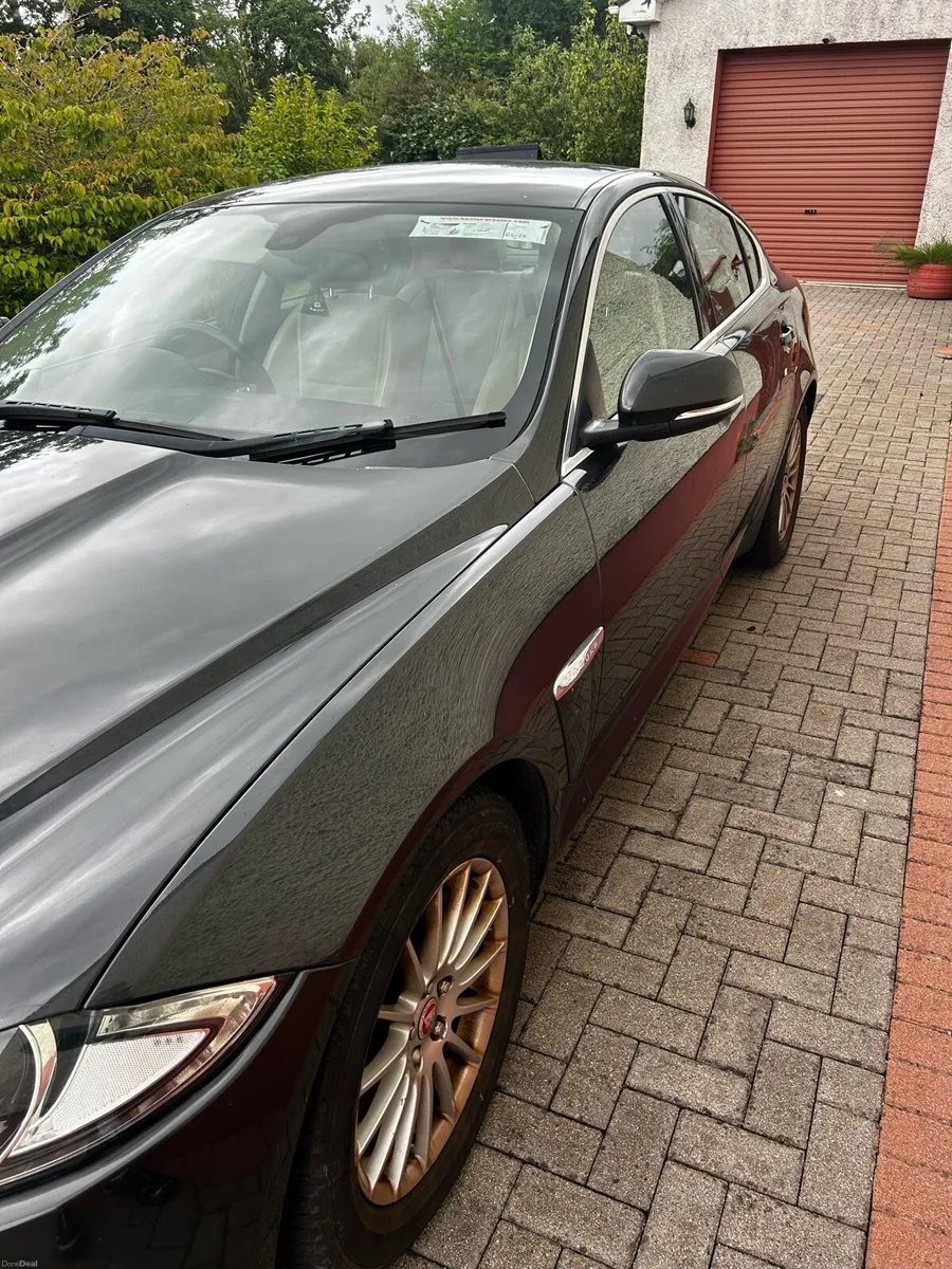 Jaguar XF - Image 5