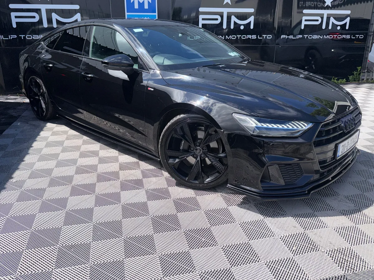 Audi A7 40 TDi S Line  Auto Black Pack - Image 4