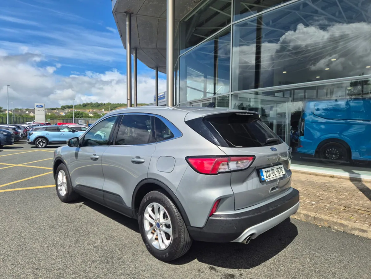 Ford Kuga TITANIUM 5DR 1.5TD 120PS - Image 3