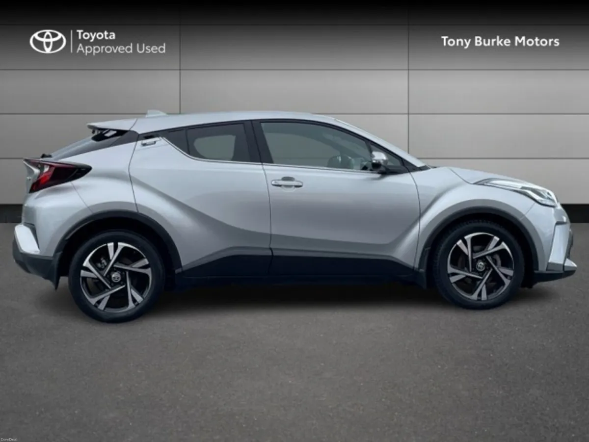 Toyota C-HR Hybrid - Sport Edition - 1.8 Automatic - Image 3