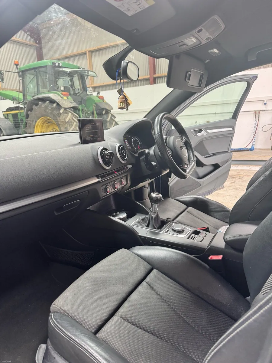 2014 1.6tdi AUDI A3 SALOON SLINE - Image 3