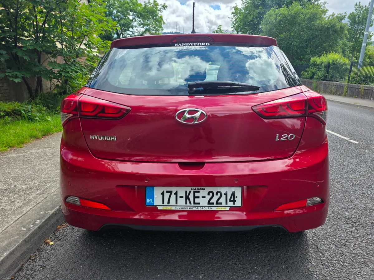 Hyundai i20 Active Deluxe 5DR - Image 4