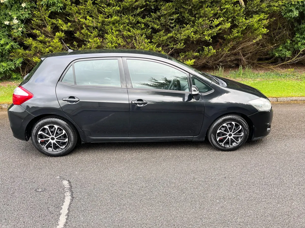Toyota Auris 1.4 D4D Nct 05/27 - Image 4
