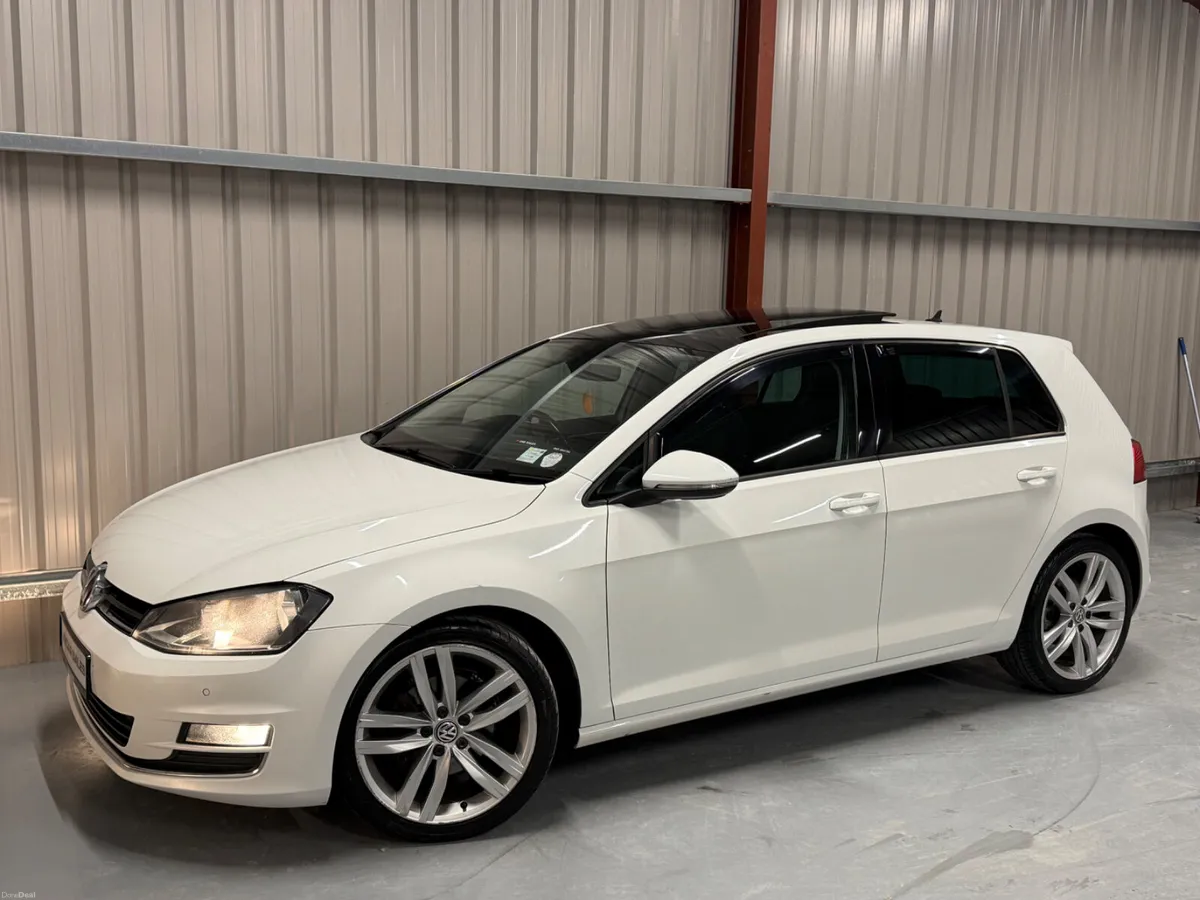 2016(162) Volkswagen Golf 2.0TDI Highline - Image 2