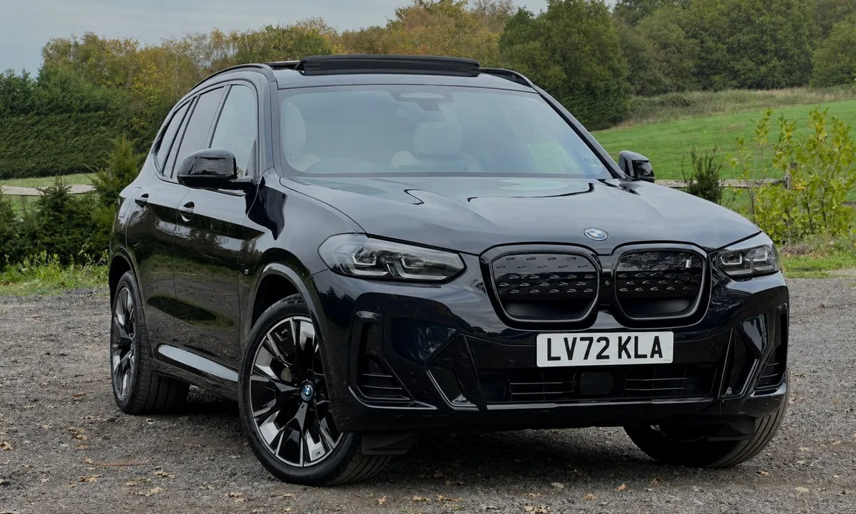 BMW iX3 2022 - Image 4