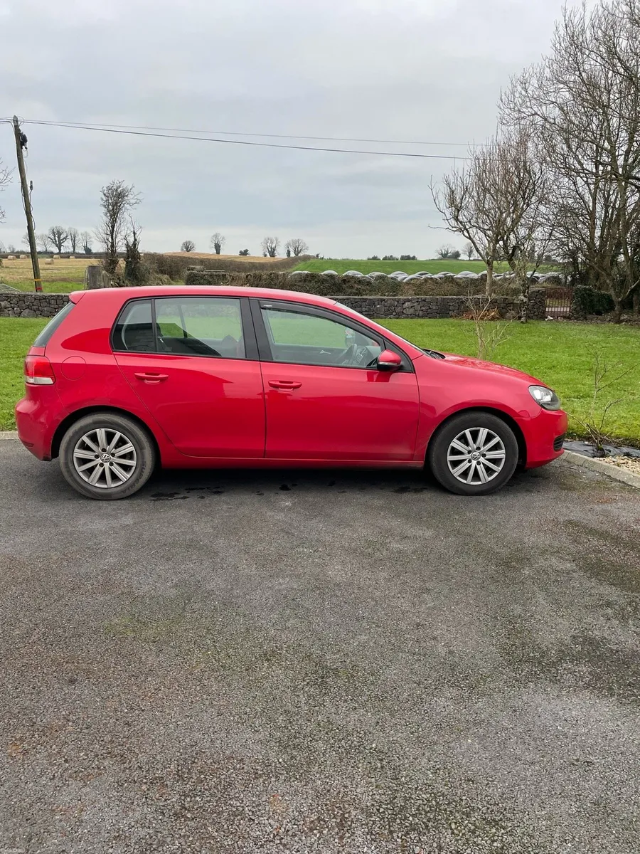 Volkswagen Golf 2011 - Image 4