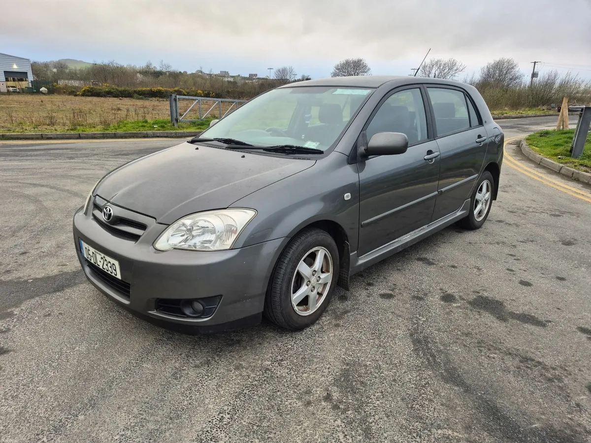 Toyota Corolla 2005 - Image 2