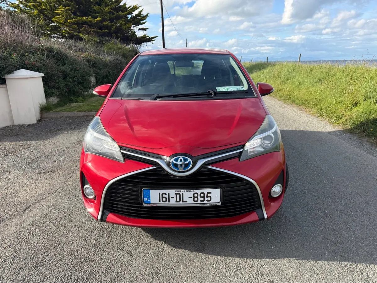 Yaris Automatic Hybrid Sol Top Soec - Image 4