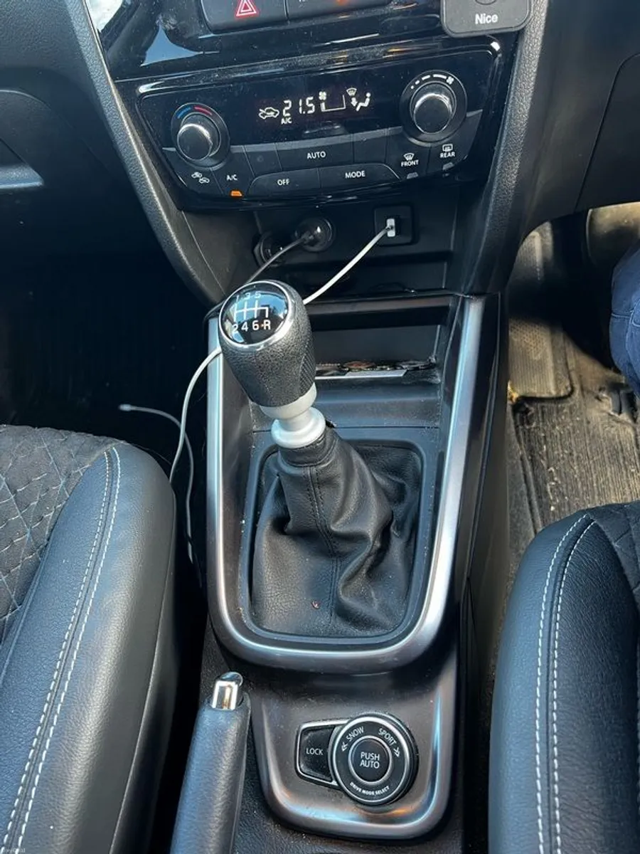 2022 Suzuki Vitara SZ5 Allgrip Mild hybrid - Image 4