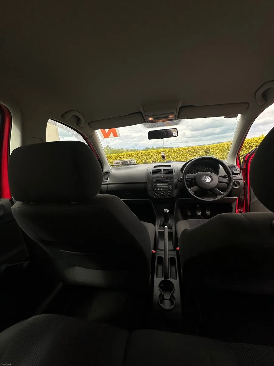 Volkswagen Polo 2007 - Image 2