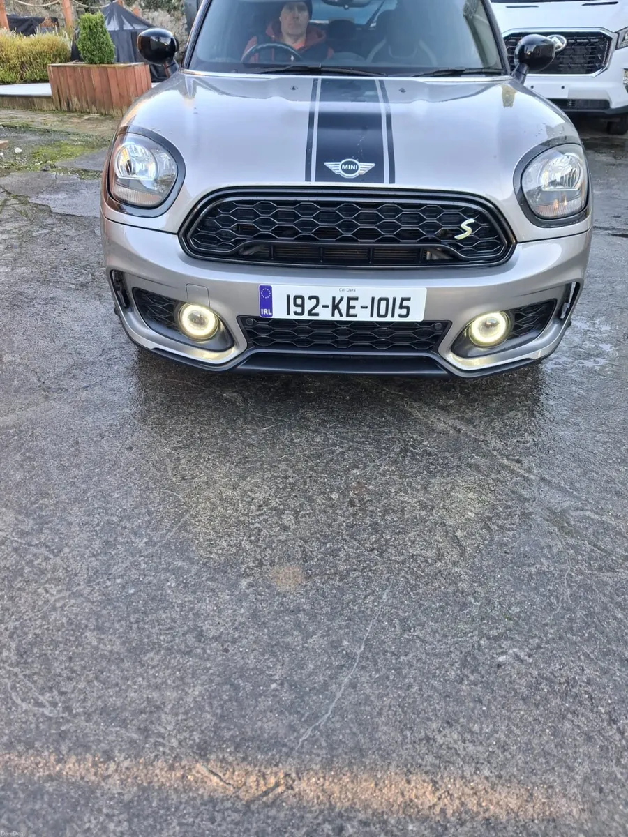 Mini countryman - Image 2