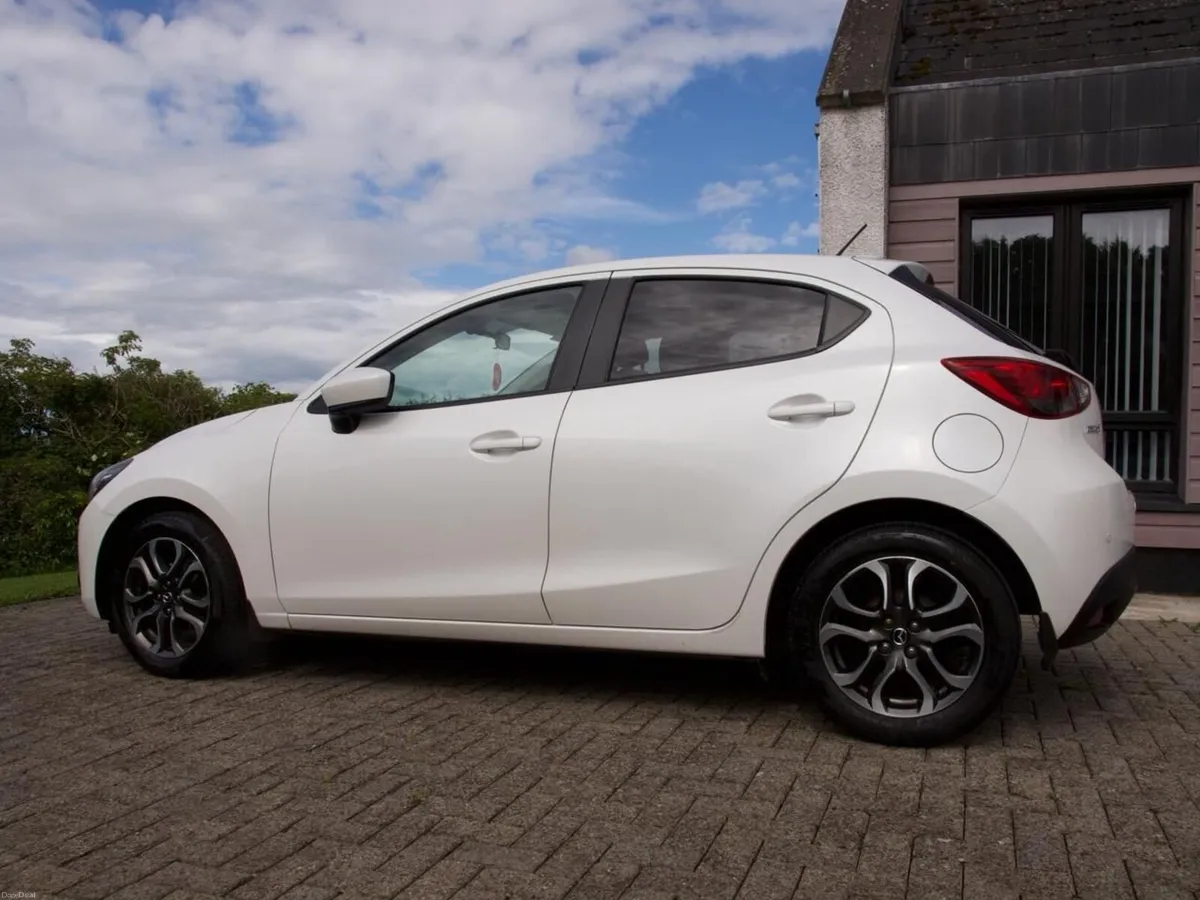 Mazda Mazda2 2017 - Image 2