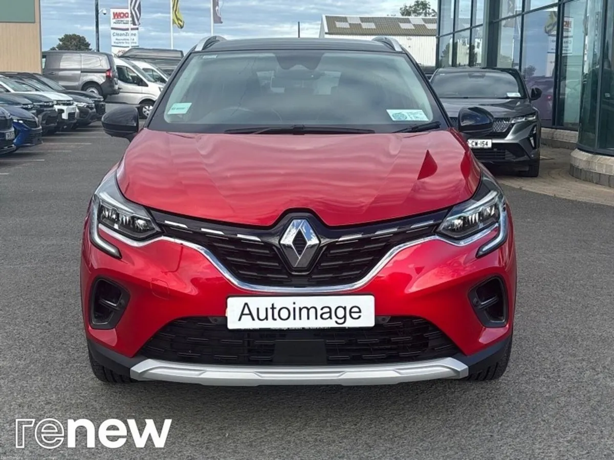 Renault Captur TCe 140 Auto Techno - Image 2