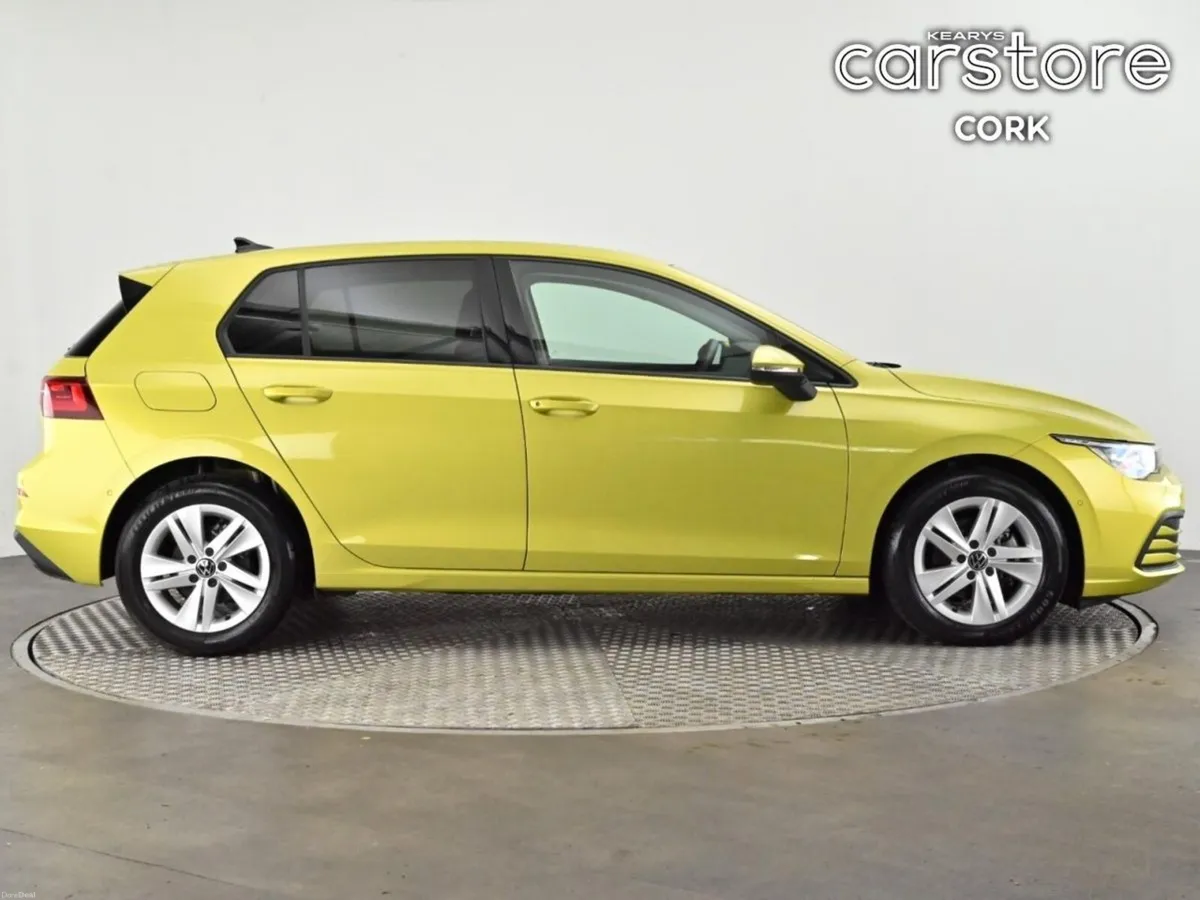 Volkswagen Golf 1.0 eTSI Auto - Image 2