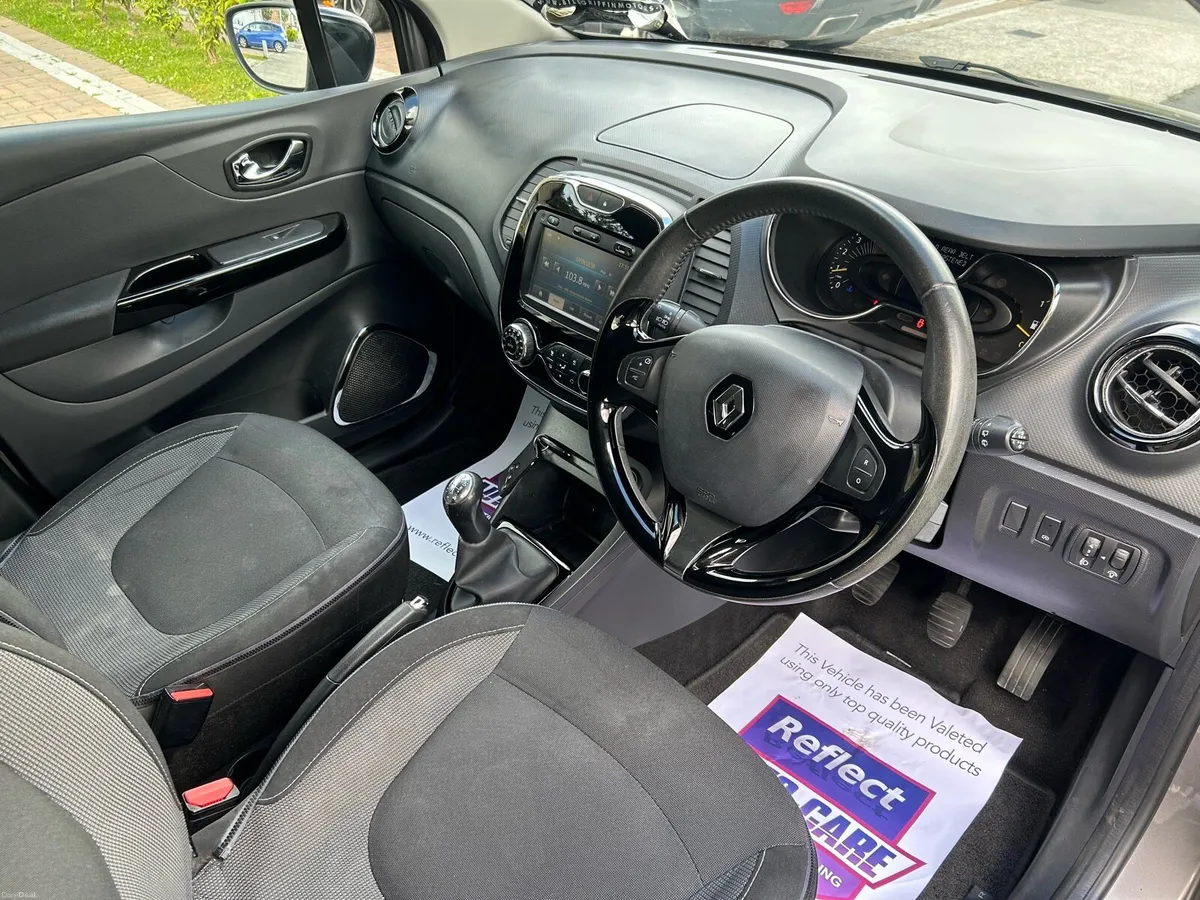 142 RENAULT CAPTUR INTENSE €4,950 NCT 09-27 - Image 6