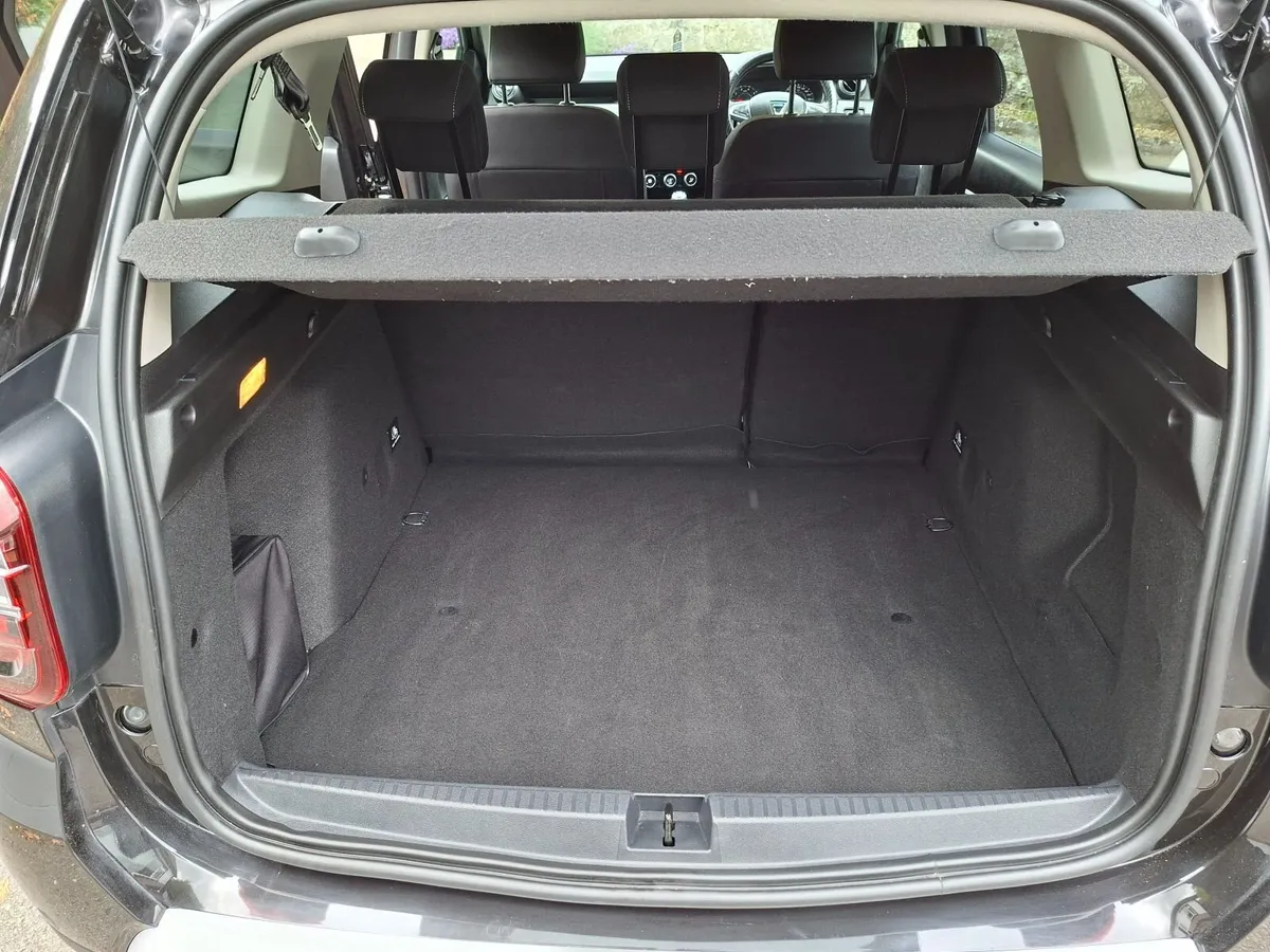 Dacia Duster Prestige 2022, Black - Image 5