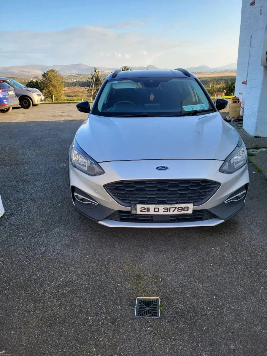 Car - Image 1