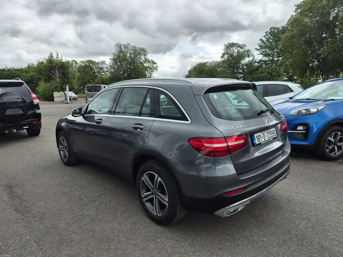 Mercedes-Benz GLC 220 d 4matic 5DR Auto - Image 4