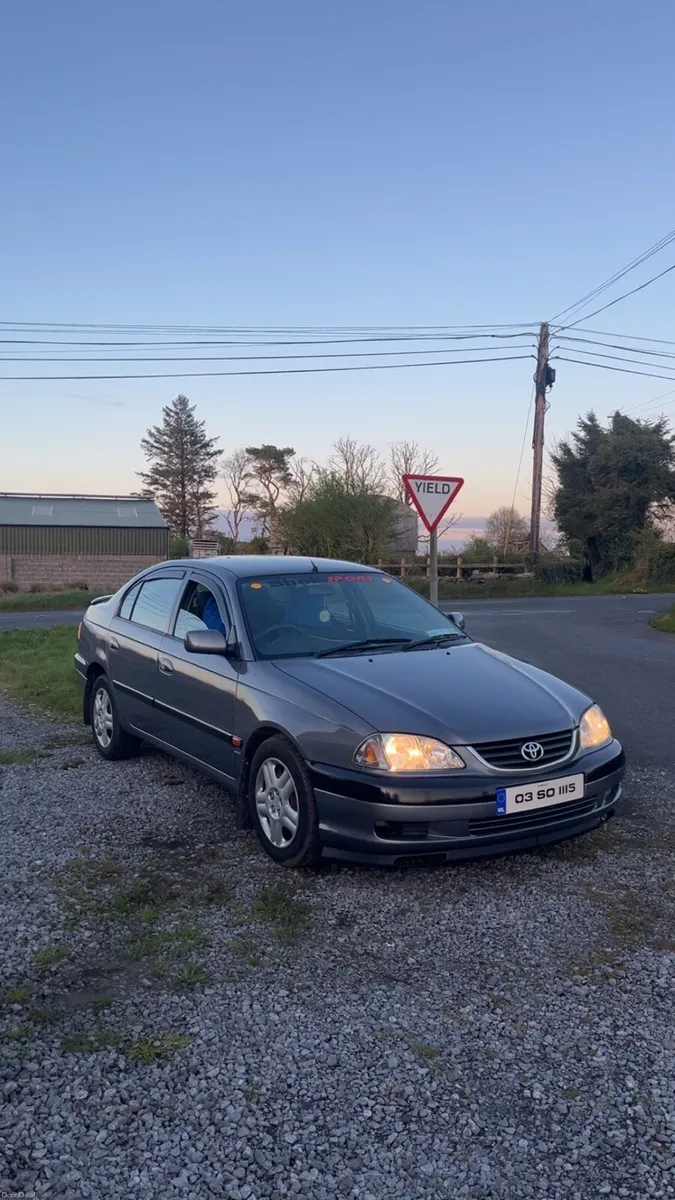 Toyota avensis - Image 3