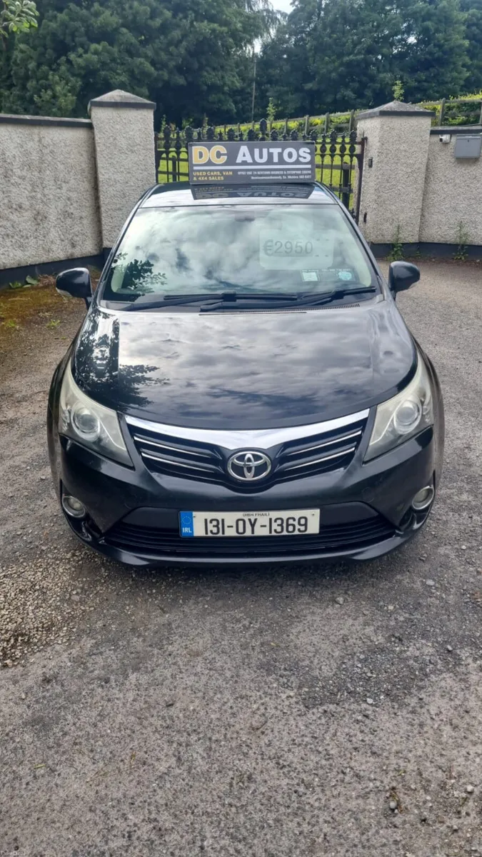 Toyota Avensis 2013 - Image 2