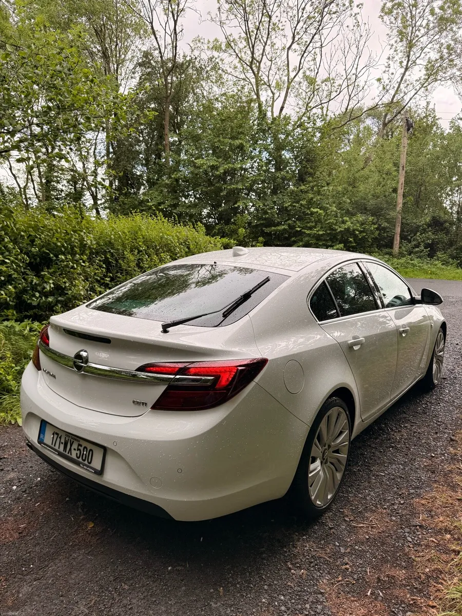 2017 Opel Insignia Elite Leather Interior - Image 4