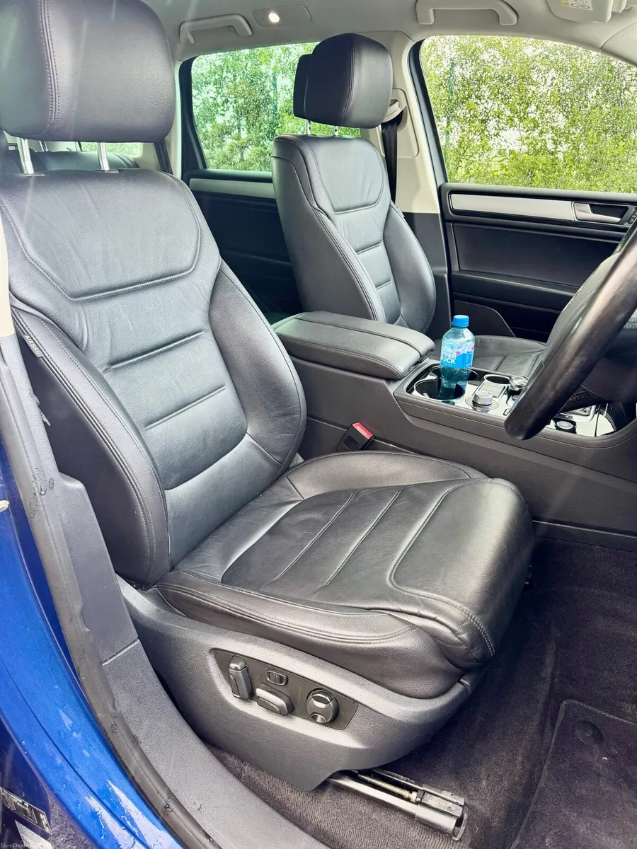 Volkswagen Touareg 3.0 TDi V6 R-Line 4 Motion - Image 4