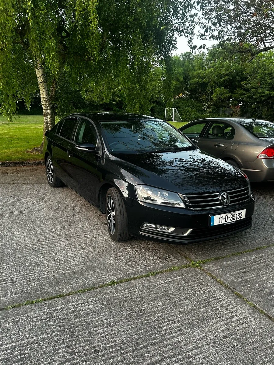 volkswagen passat 1.6 - Image 1