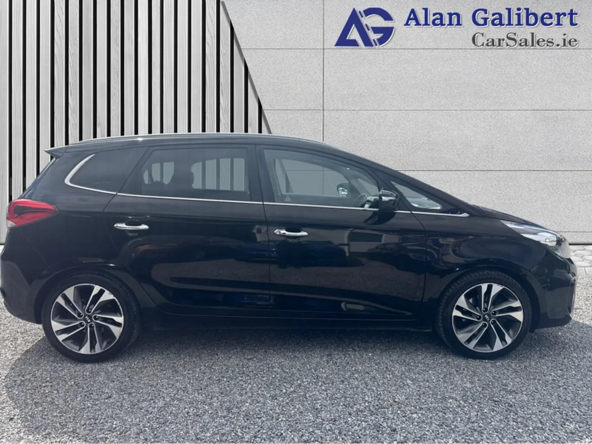 Kia Carens TOP SPEC GSE 7 SEATER MODELFULL LEATHER - Image 3