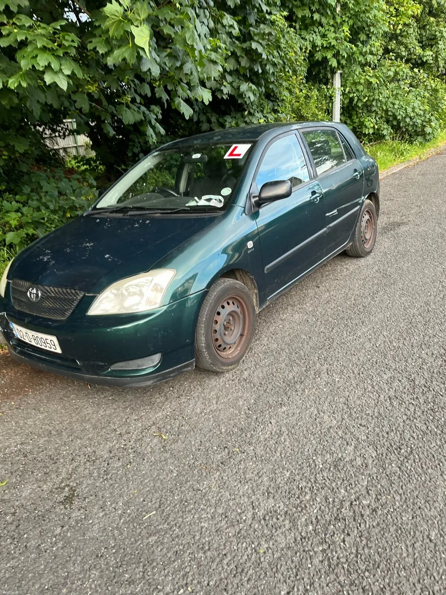 Toyota Corolla 1.4 Hatchback 2002 - Image 1