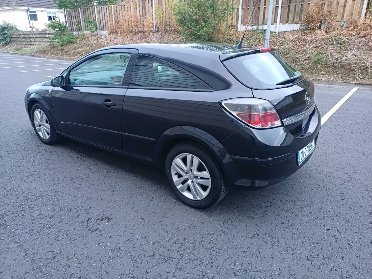 Opel Astra 08 1.4petrol, GTC,  New NCT - Image 3