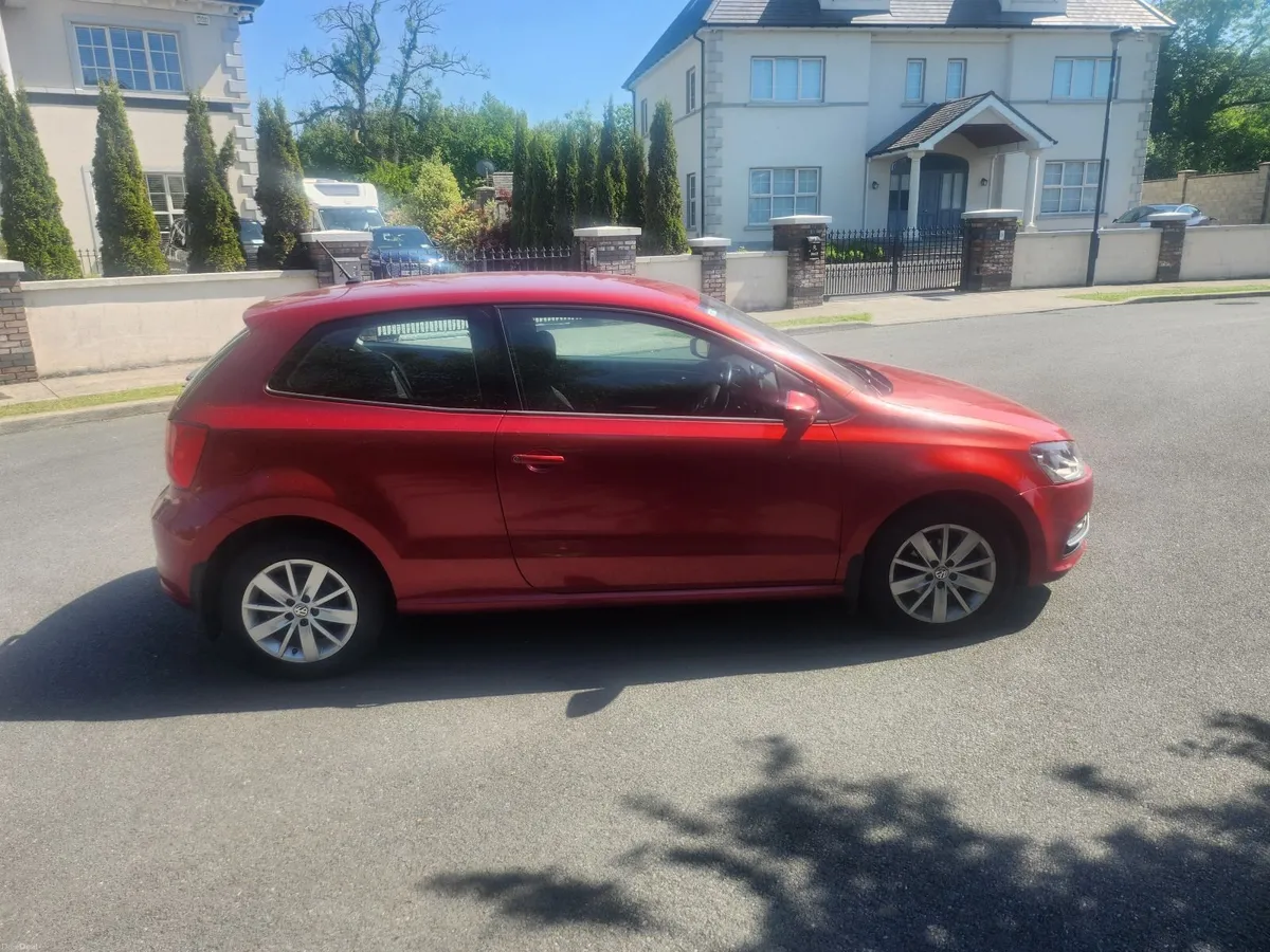 Volkswagen Polo 2016 - Image 2