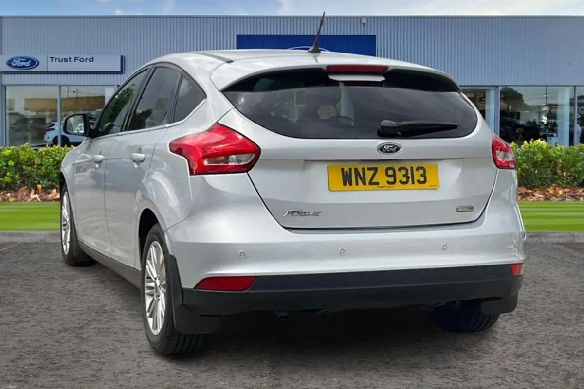 Ford Focus Zetec Edition - Image 2