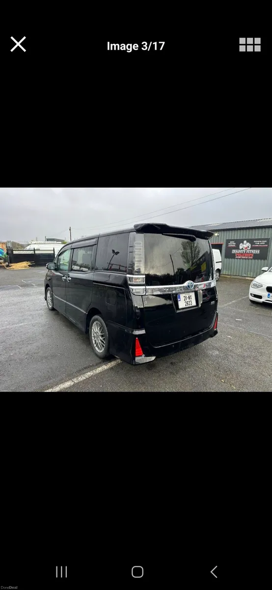 7 seater Toyota Voxy 2021 ! 27500 euro - Image 3