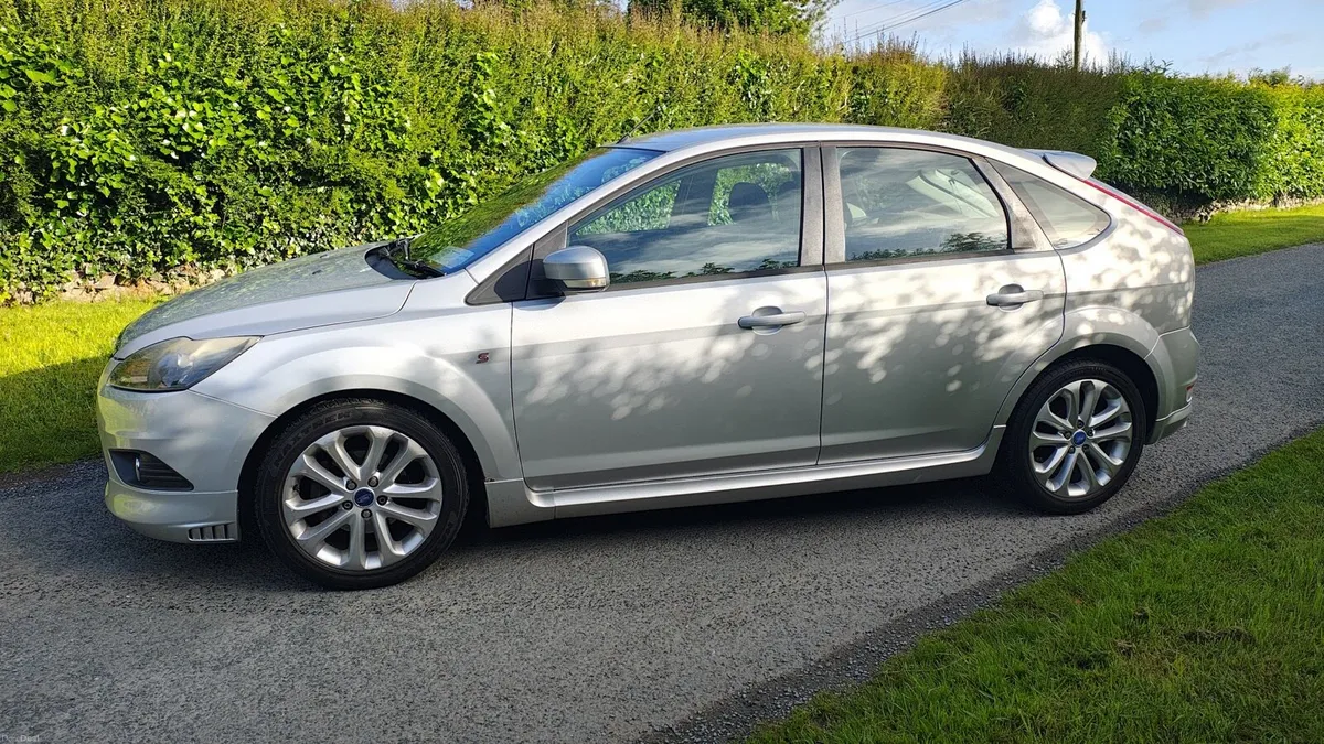 Ford Focus NEW NCT 05/27 - Image 3
